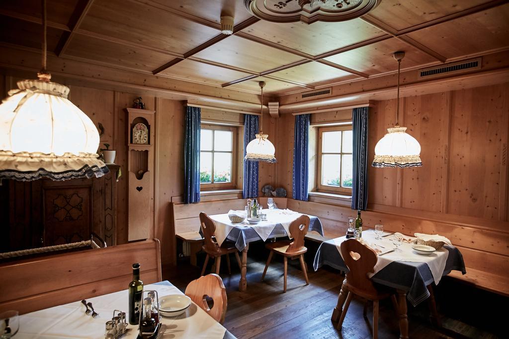 Berggasthof Trattes Hotel Olang Eksteriør billede